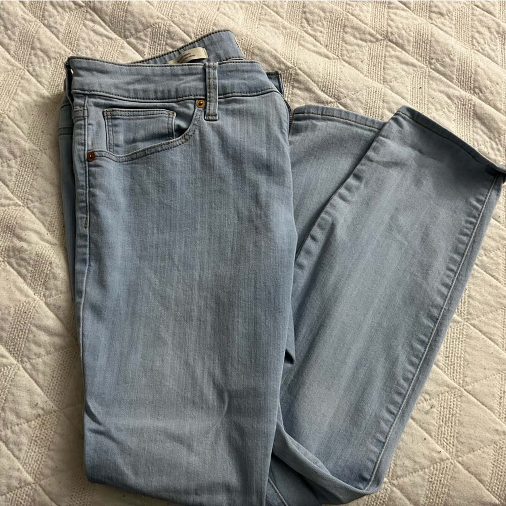 Mid rise skinny jeans